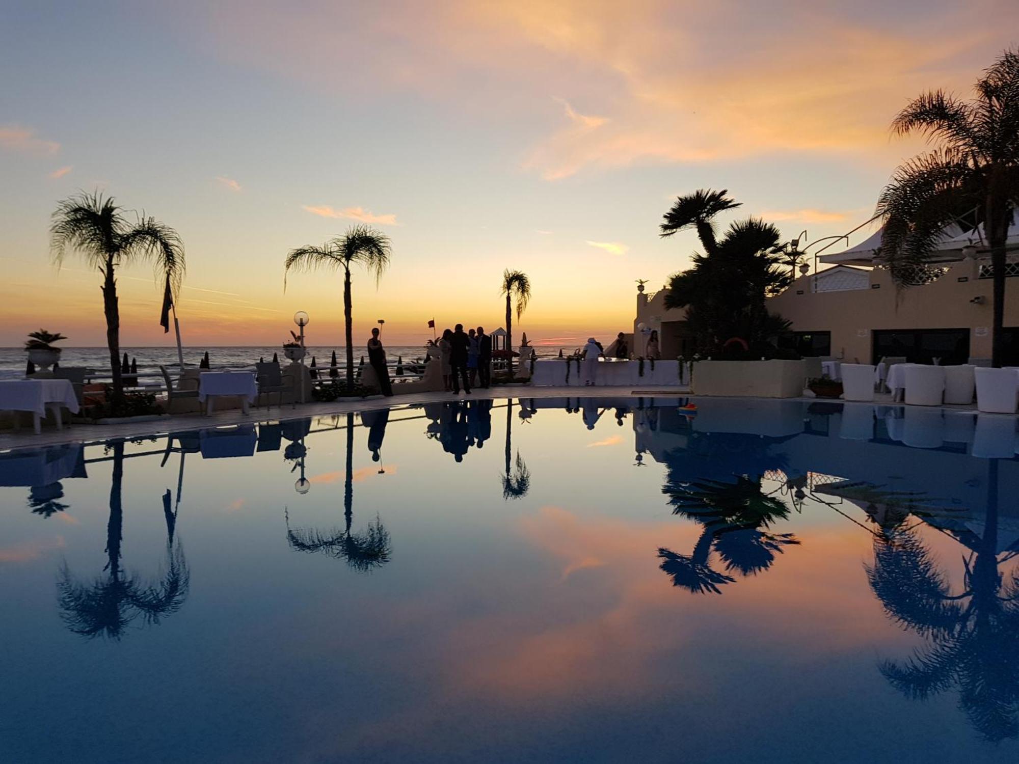 Hotel La Playa Sperlonga Luaran gambar