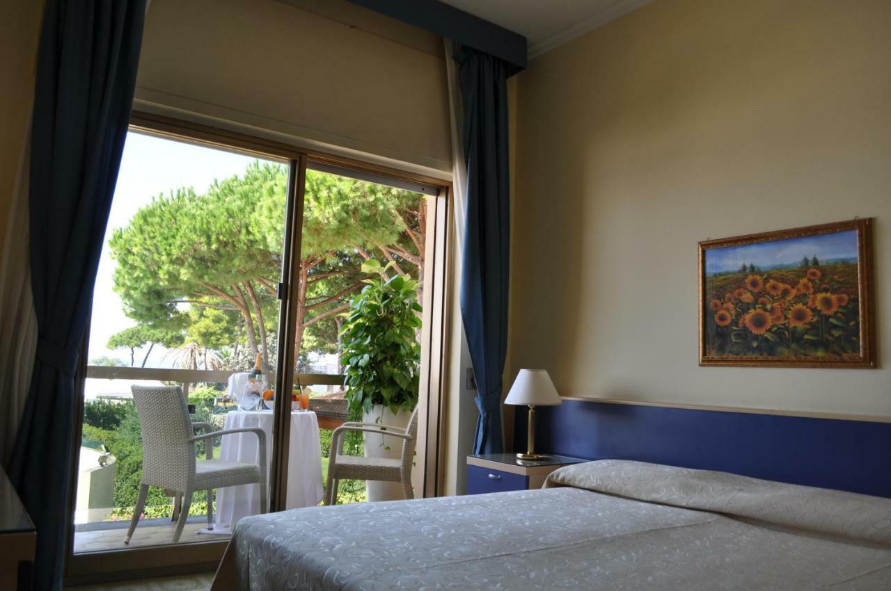 Hotel La Playa Sperlonga Luaran gambar
