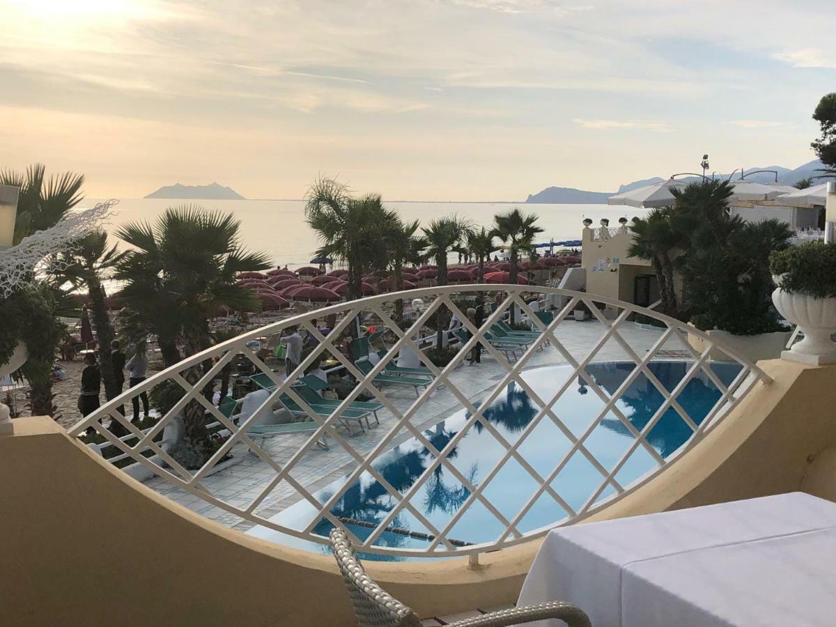 Hotel La Playa Sperlonga Luaran gambar